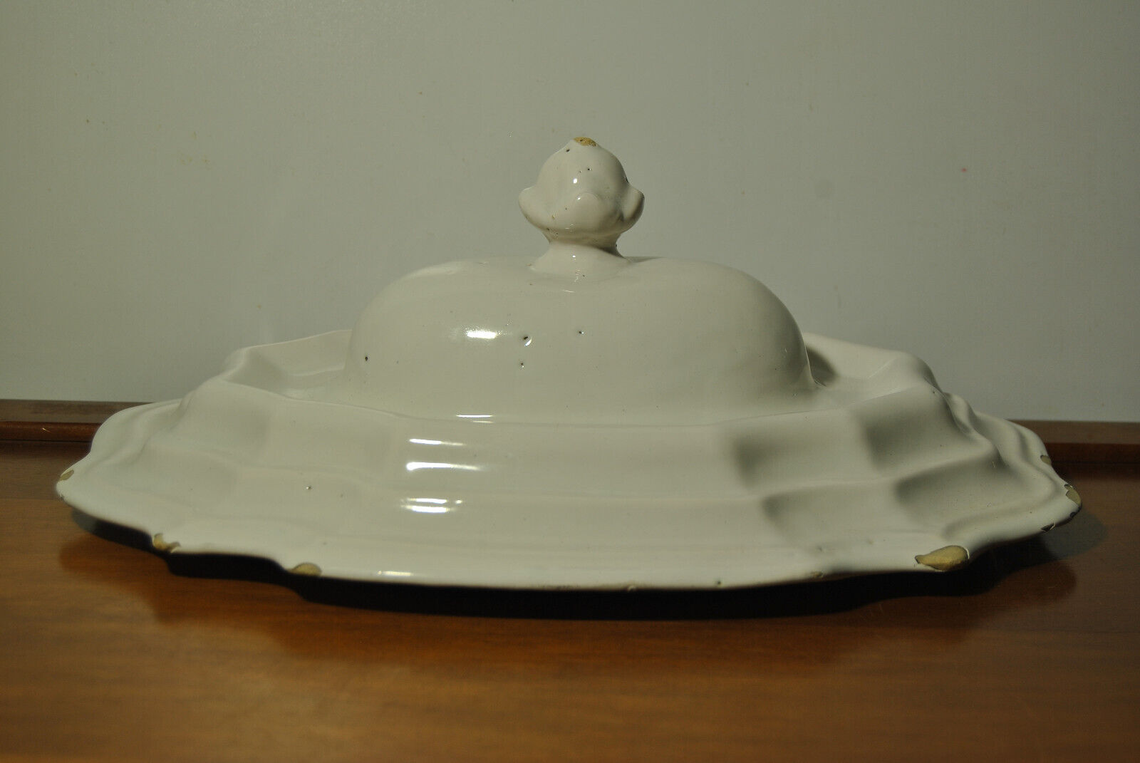 Vegetable soup tureen lid Moustiers 18th century South France