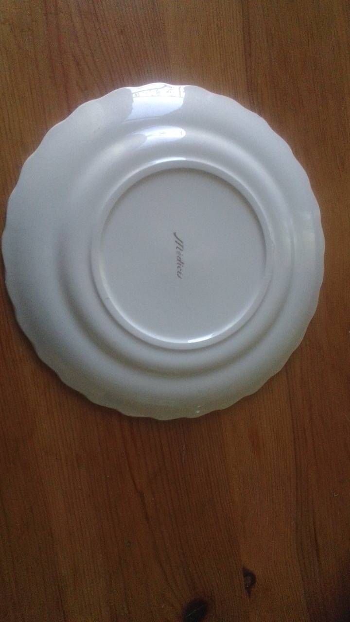 Plat Medicis motif rose et assiettes a dessert