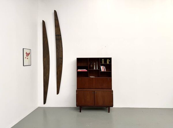 Enfilade bibliothèque en teck et laiton, conçue par Peter Løvig Nielsen, CI