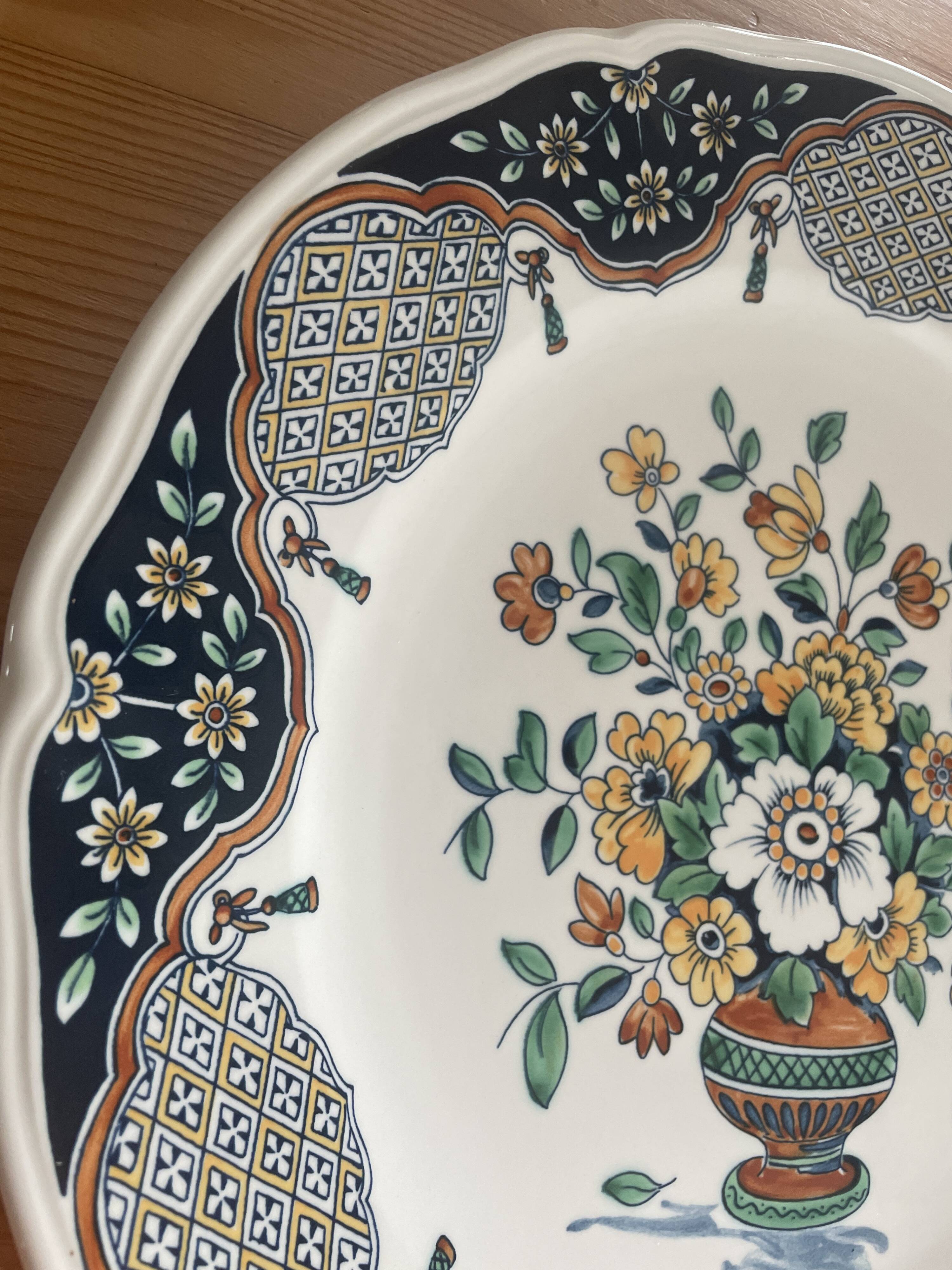 Large Villeroy & Boch dish