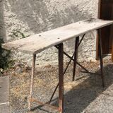 Washing table