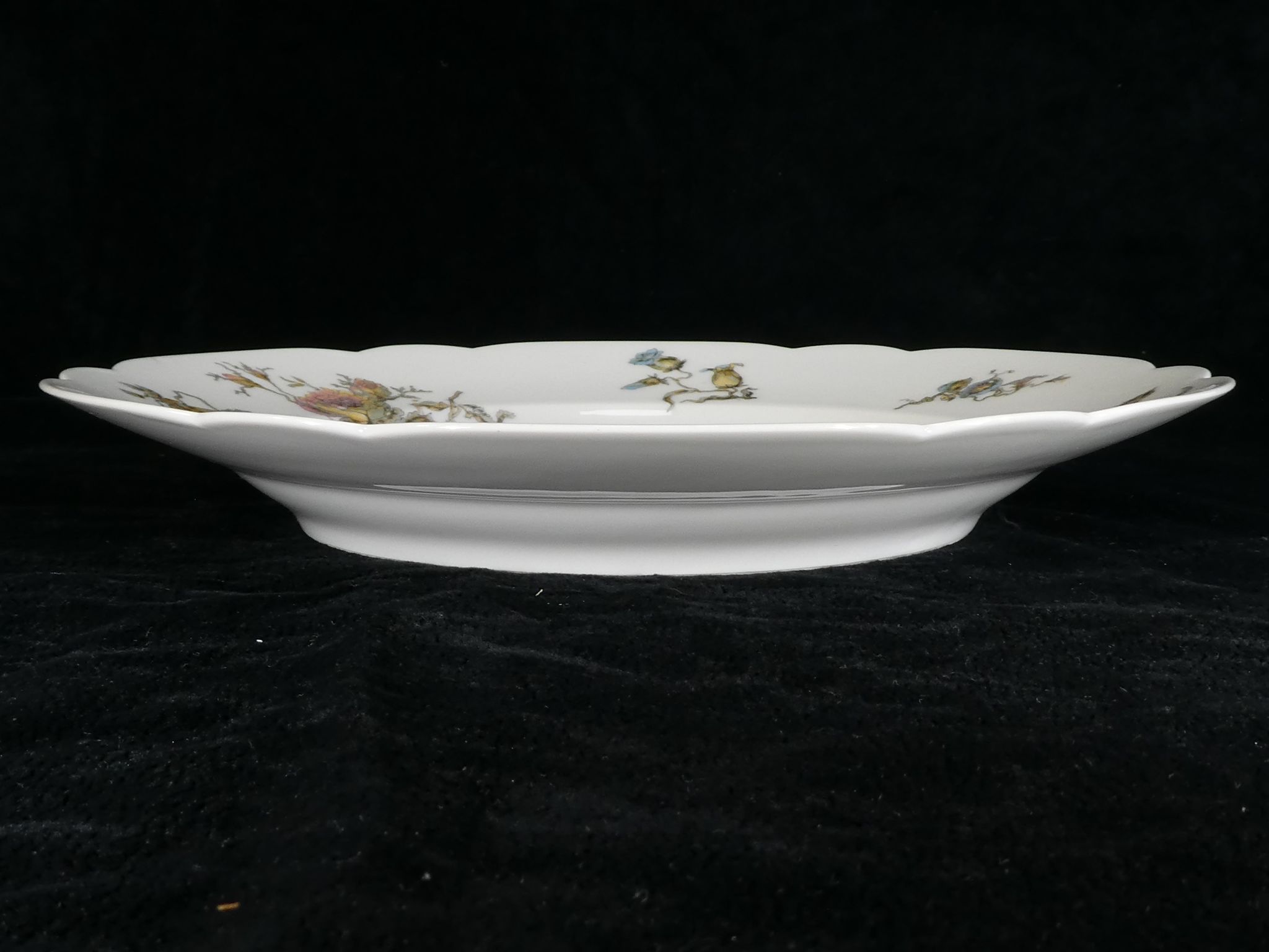 Limoges porcelain round plate for e.Bourgeois Paris no.2