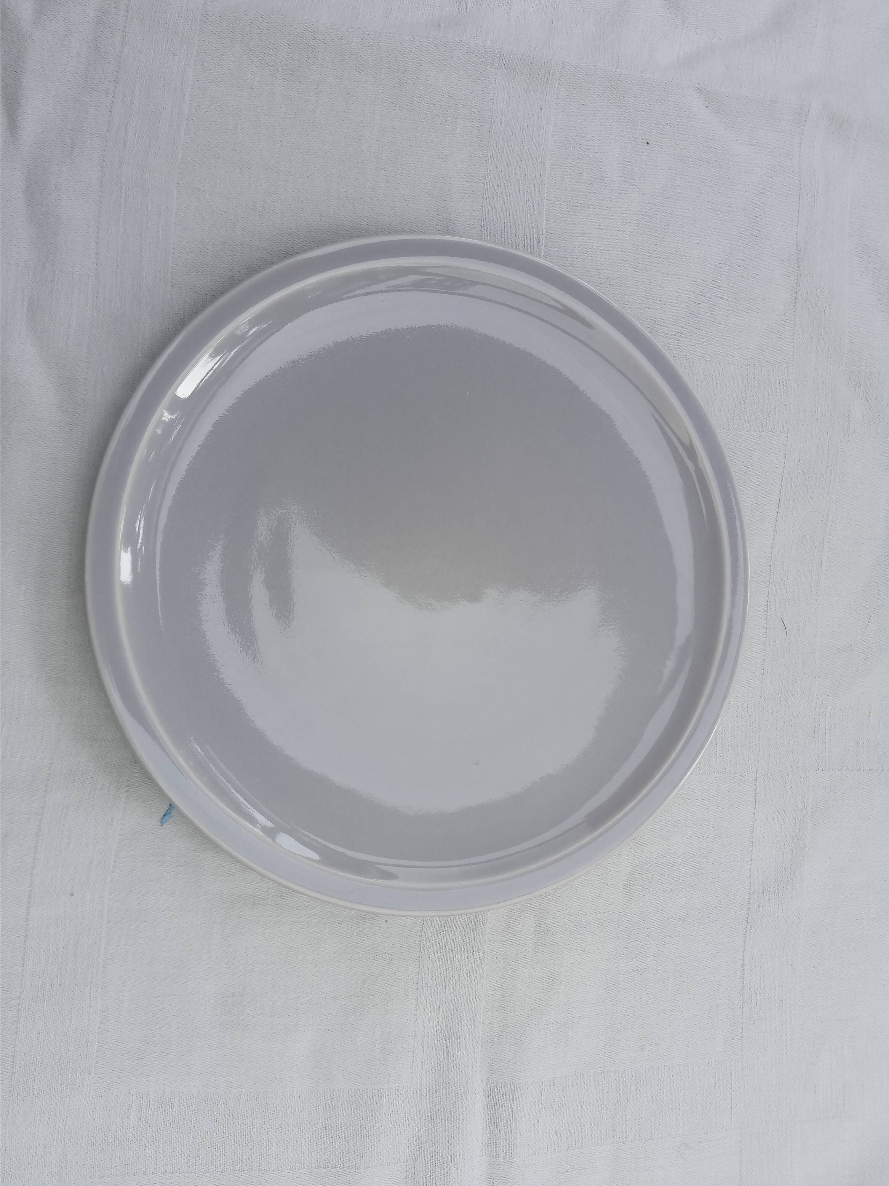 12 Gien dessert plates