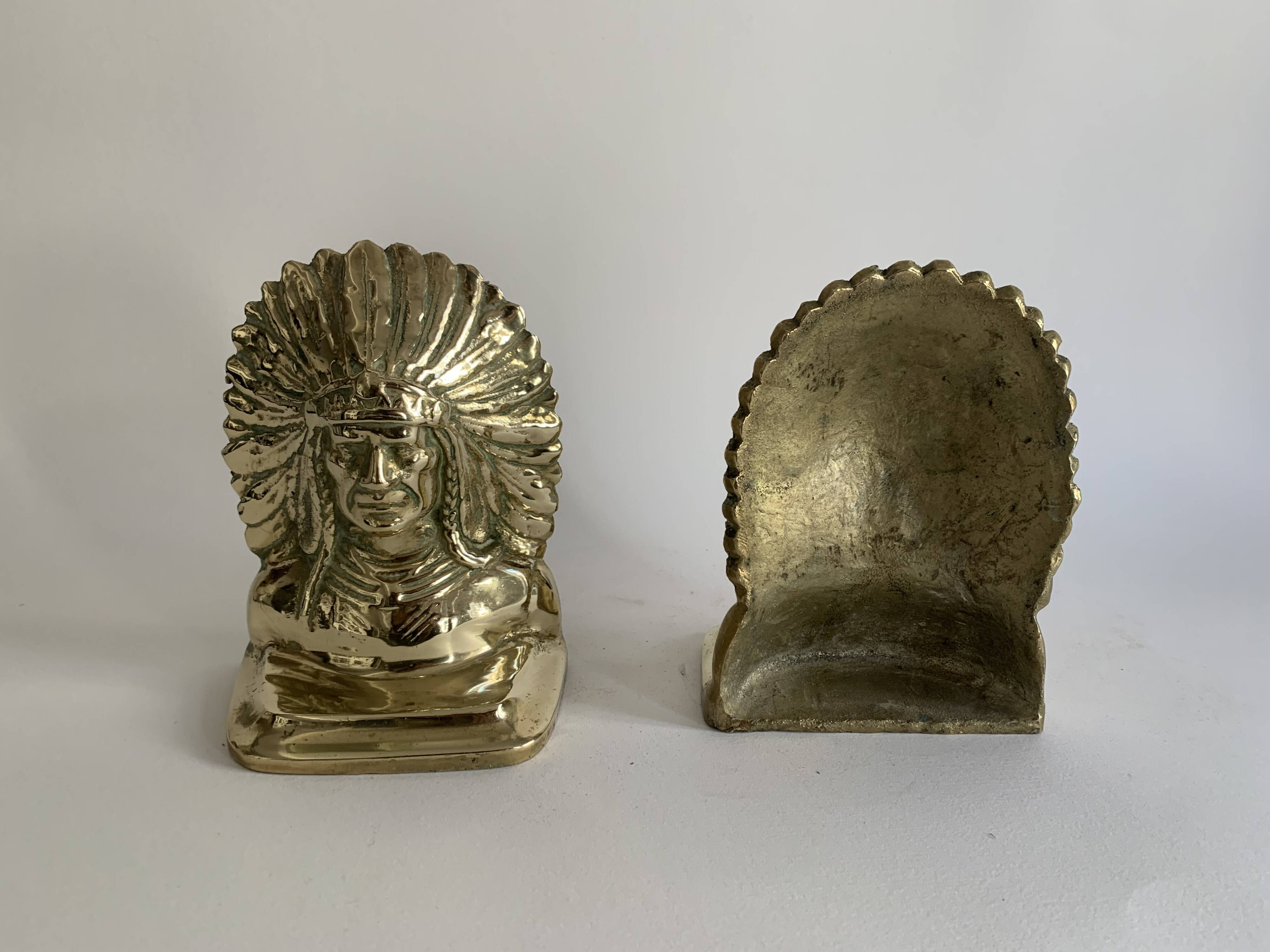 Serre-livres chef indien en laiton massif doré, 1970