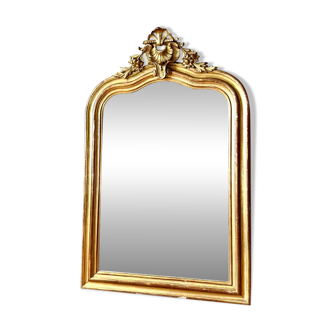 Antique gilded Louis-Philippe mirror, 19th century.
