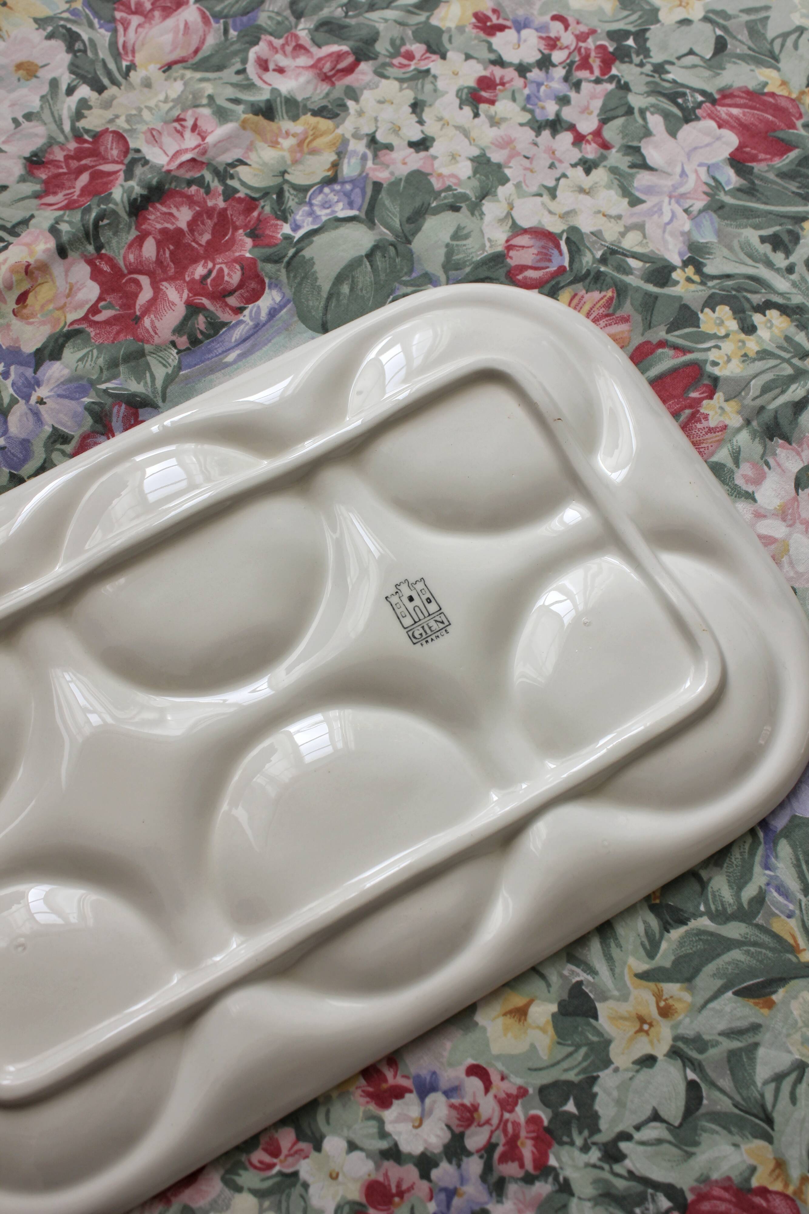 Vintage rectangular earthenware dish in Gien slipware