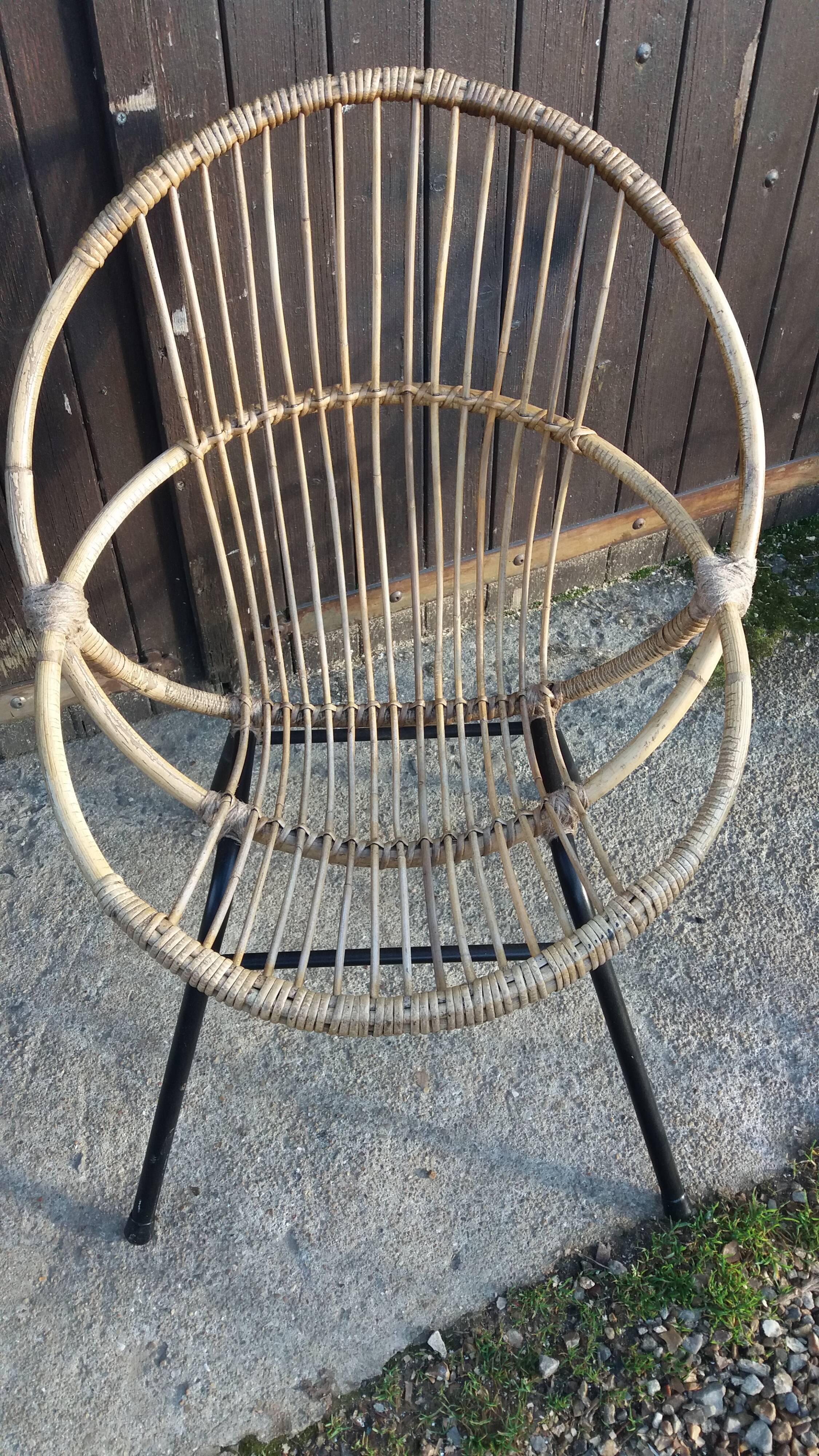 Vintage rattan lounge set