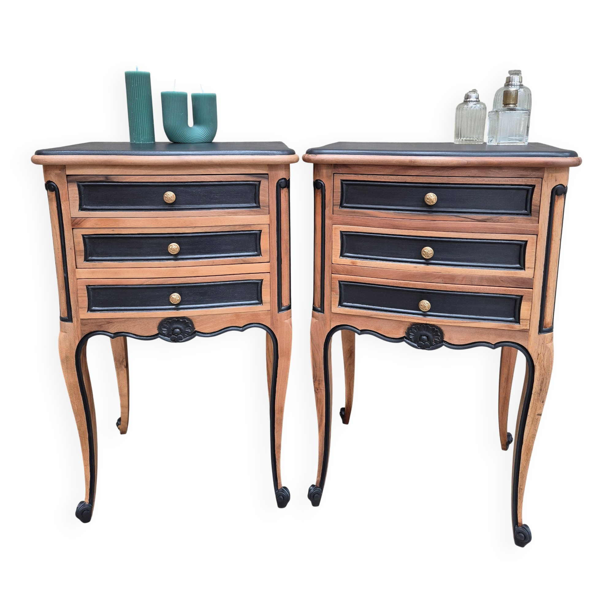 Set of bedside tables