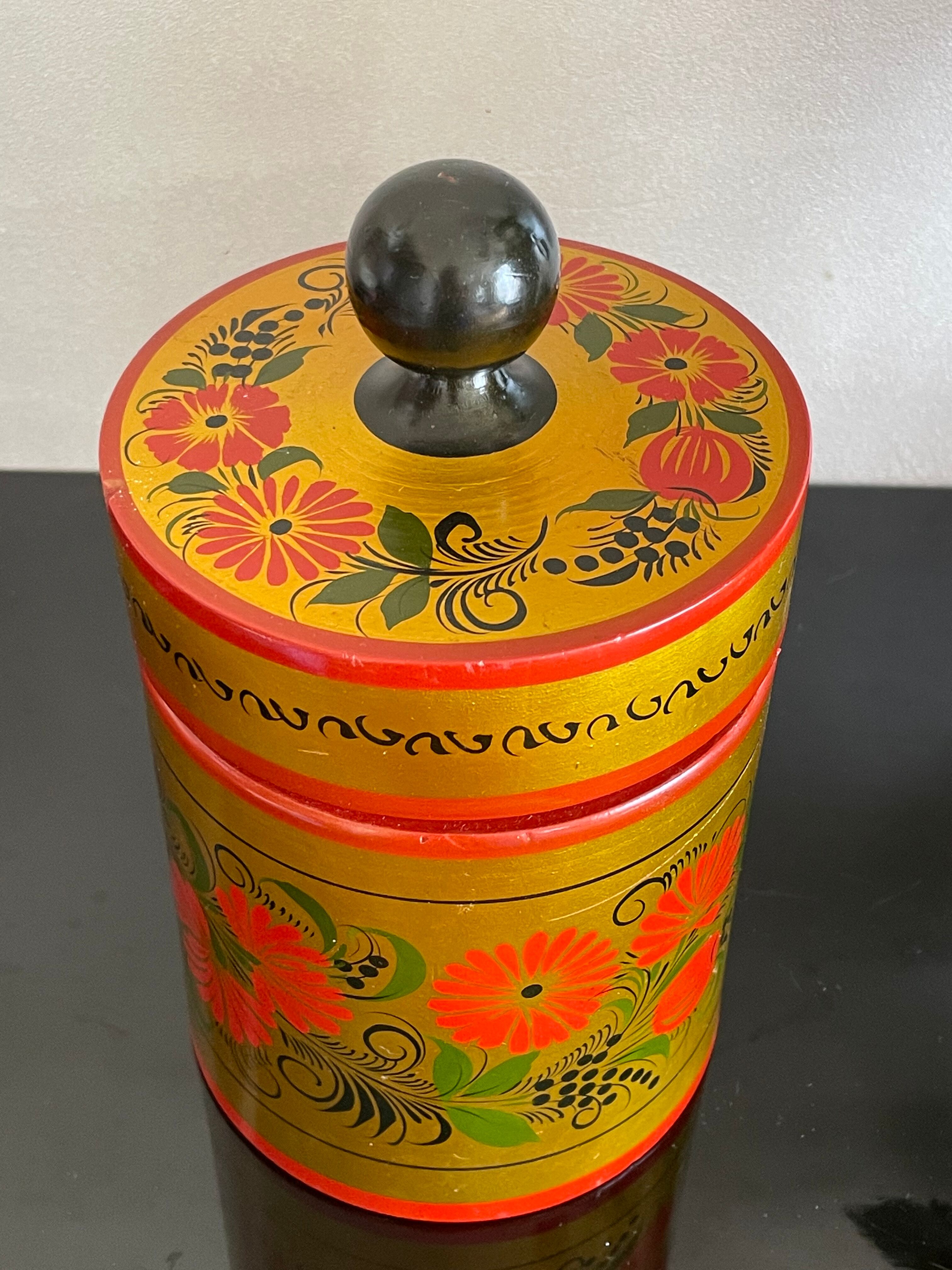 Wooden box Russian lacquered décor flowers