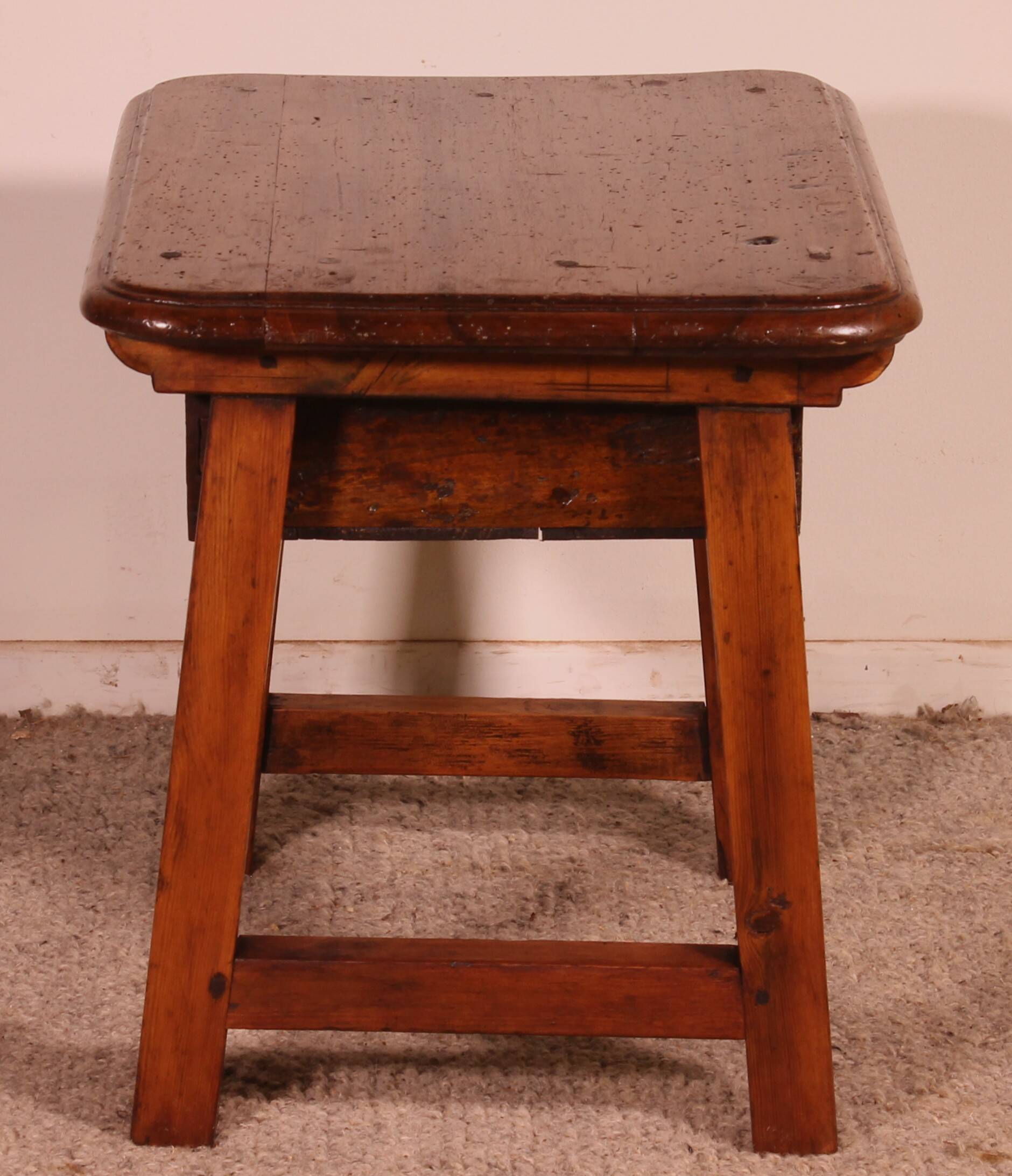 petite table espagnol - 18° siècle
