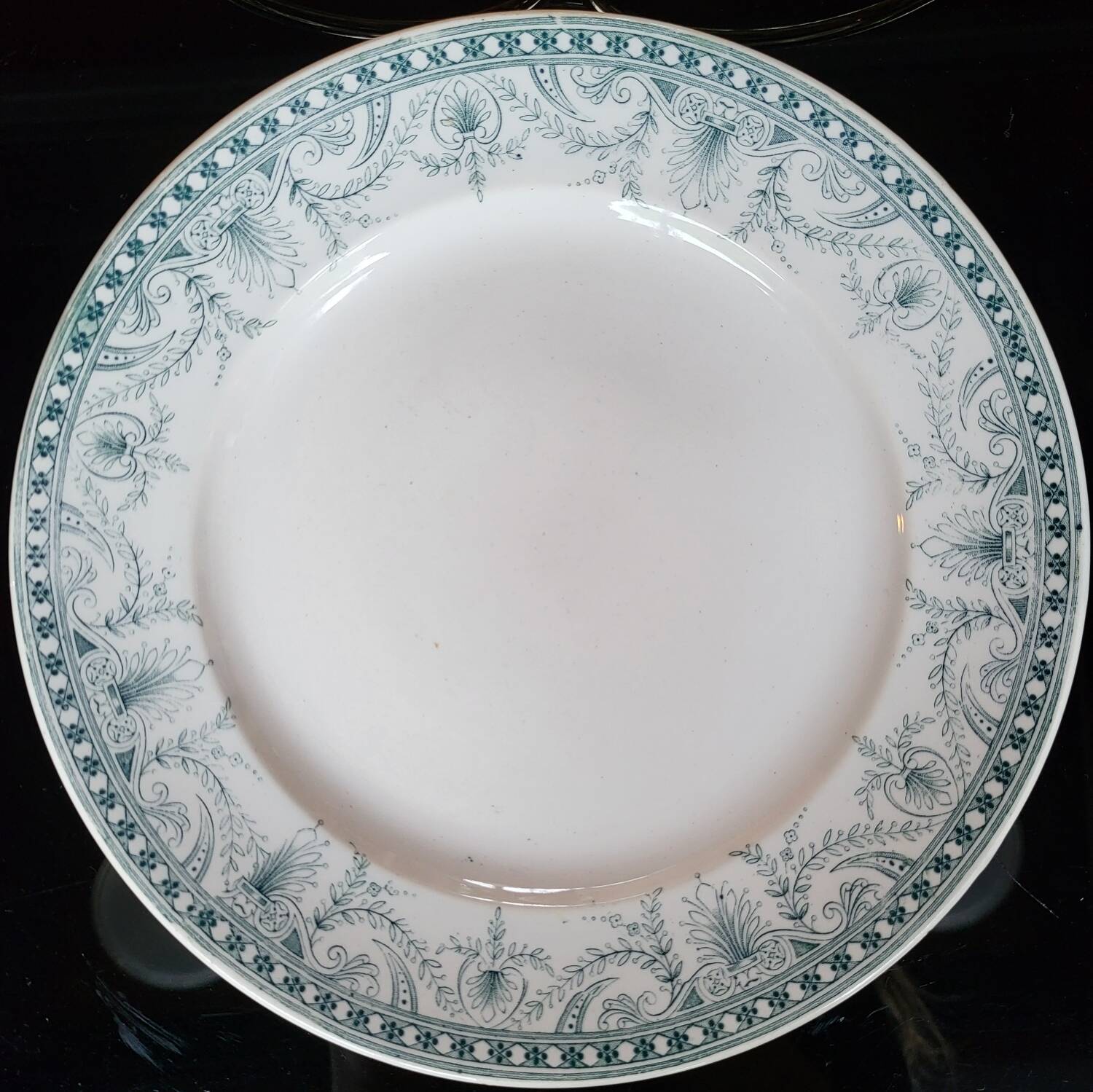 Set of 5 Terre de Fer plates 1900 Wilbur and St Amand
