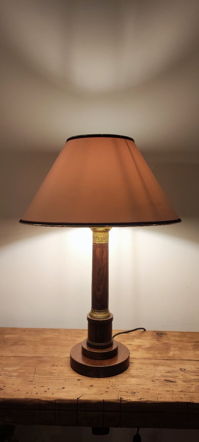 Wooden table lamp