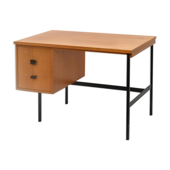 Bureau style moderniste années 70