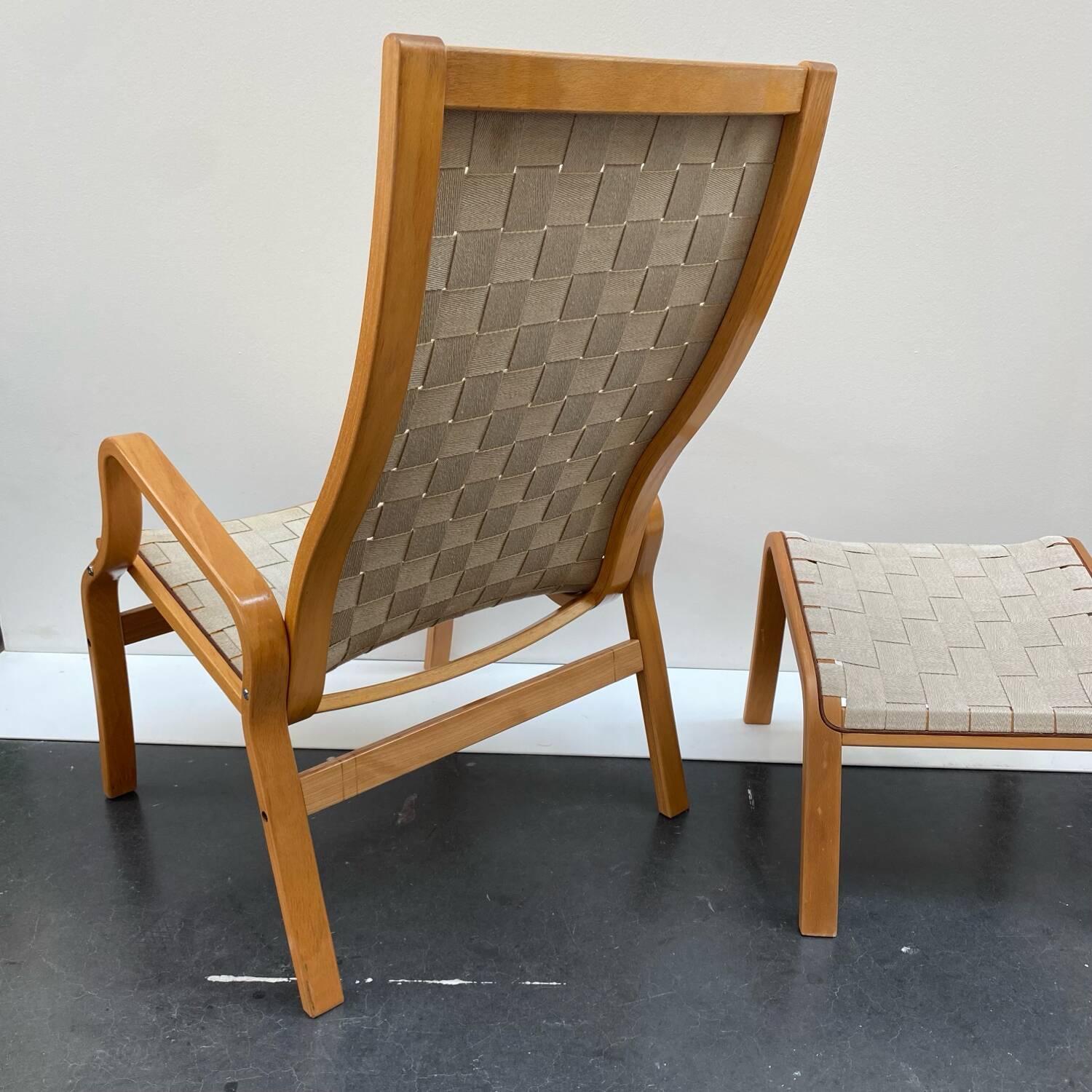 Armchair by Finn Østergaard for Kvist Møbler from the 1970s.