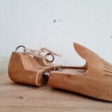 Old shoe trees set of 2 pairs