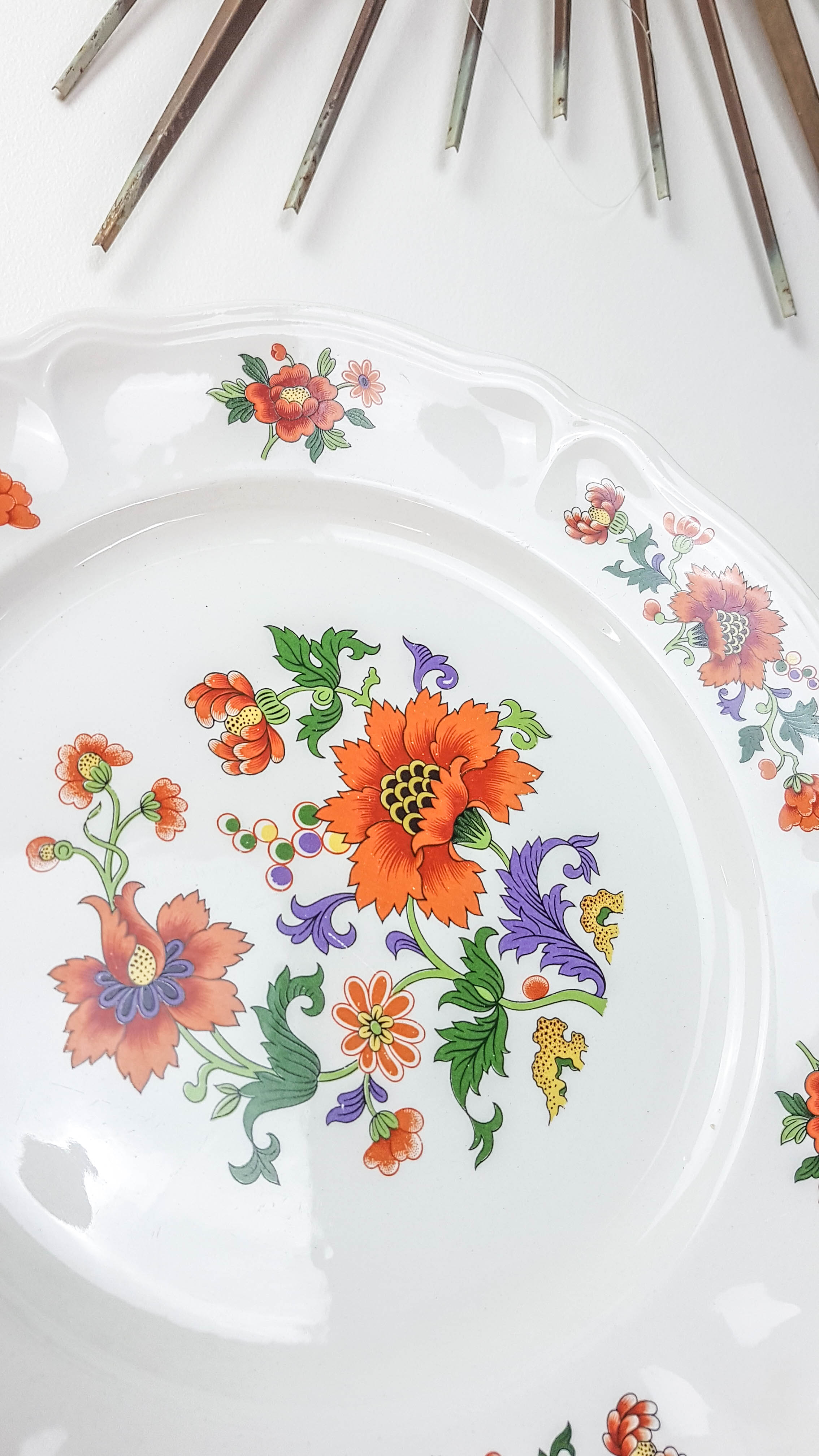 Table service in vintage earthenware Mills of Wolves "ORCHIES" 44 pieces