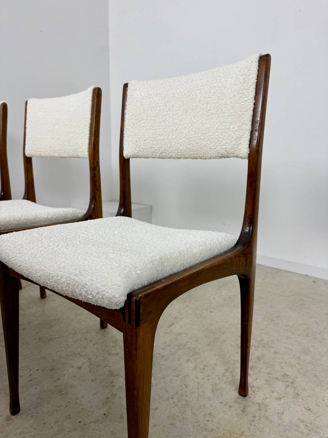 Set of 6 Italian design chairs Carlo de Carlo Cassina model 693 late 50s bouclette