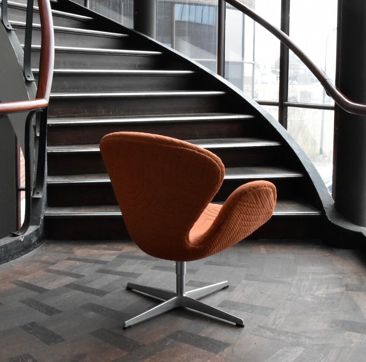 Fritz Hansen Swan chair