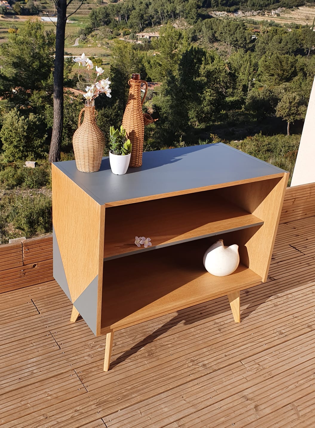 Vintage sideboard with compass feet