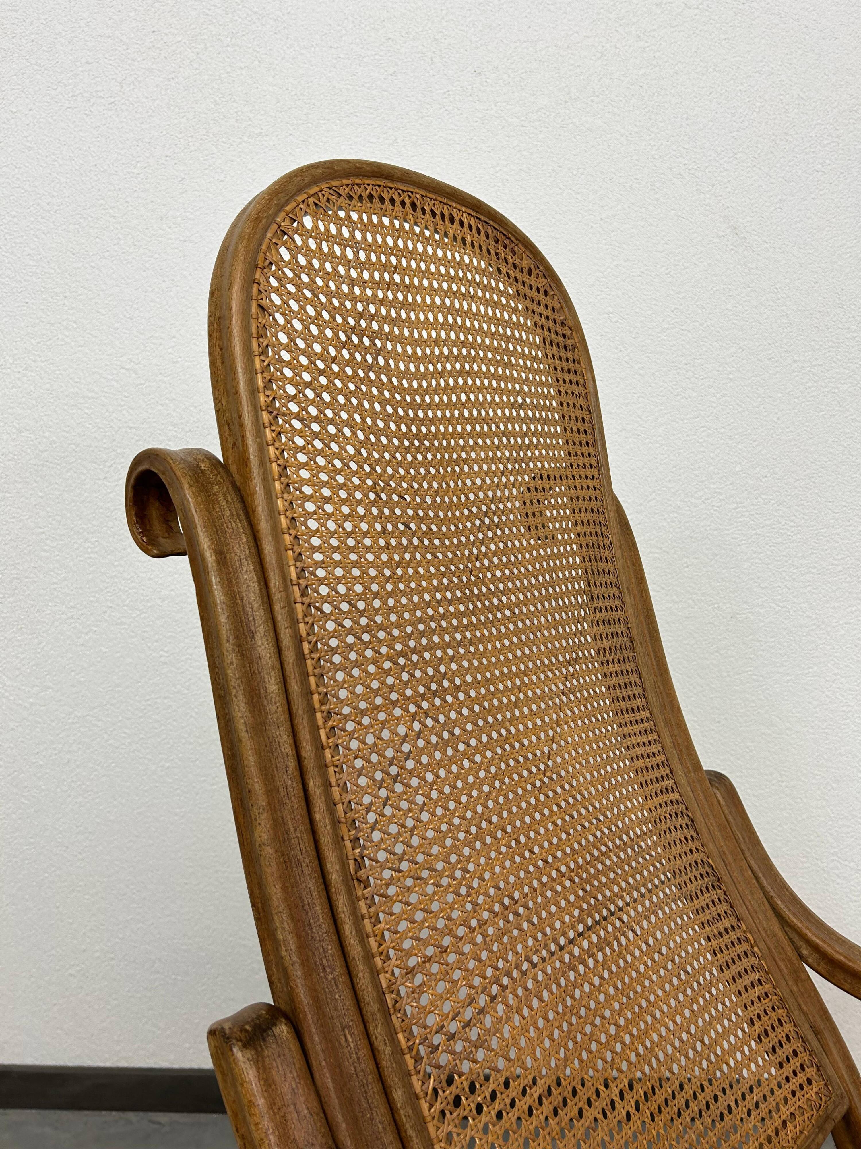 Fauteuil facile n°1 avec siège en rotin par Thonet