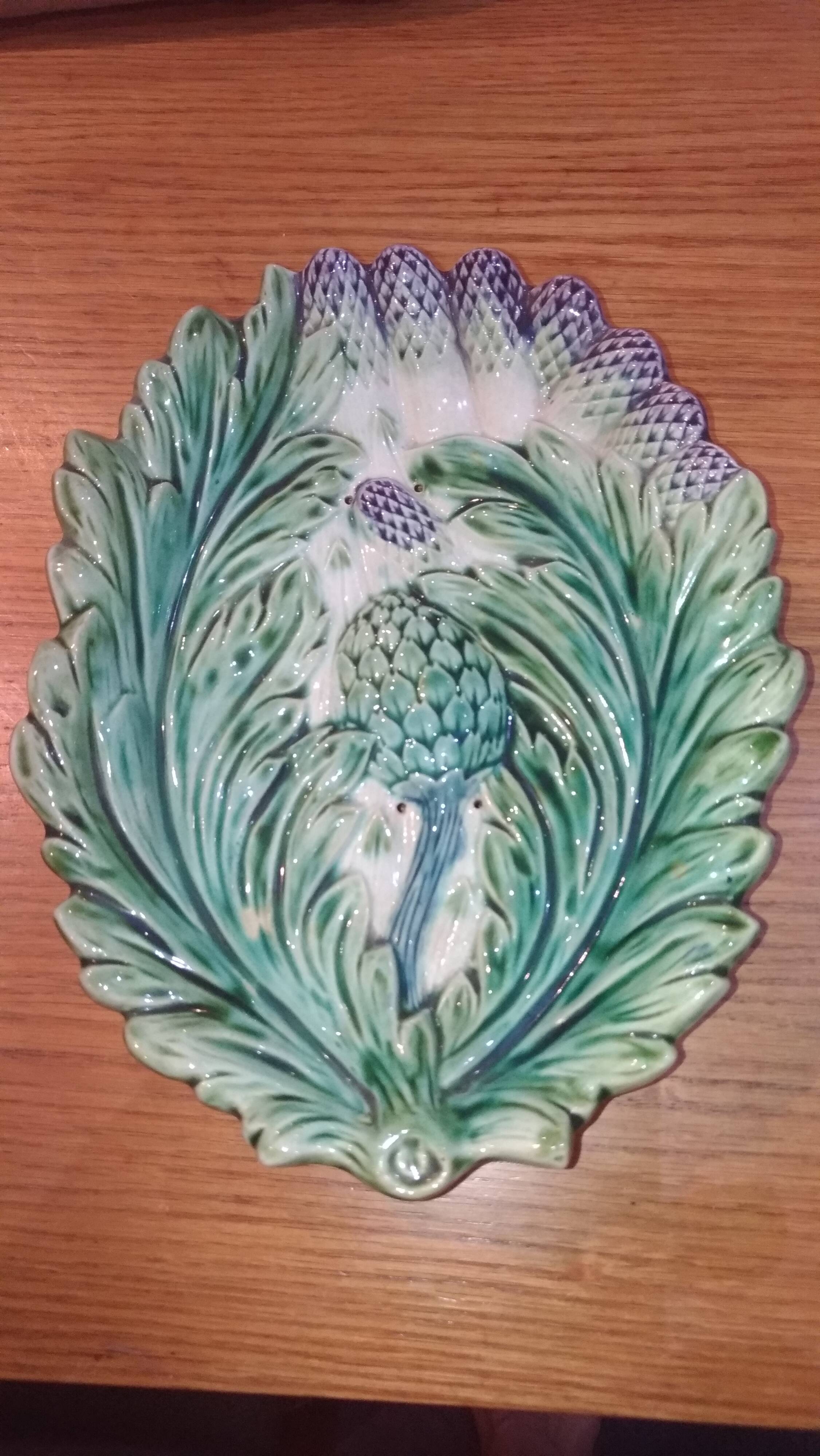 Small asparagus dish in Onnaing barbotine