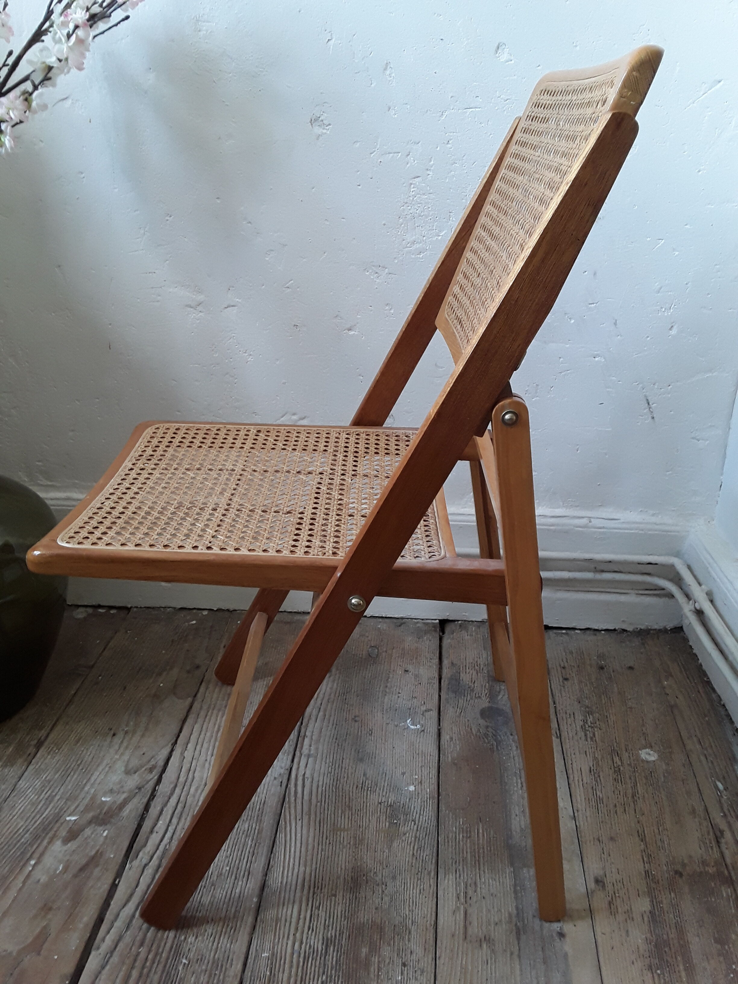 Vintage canne folding chair