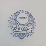 Grand plat bleu de Delft de chez Boch .