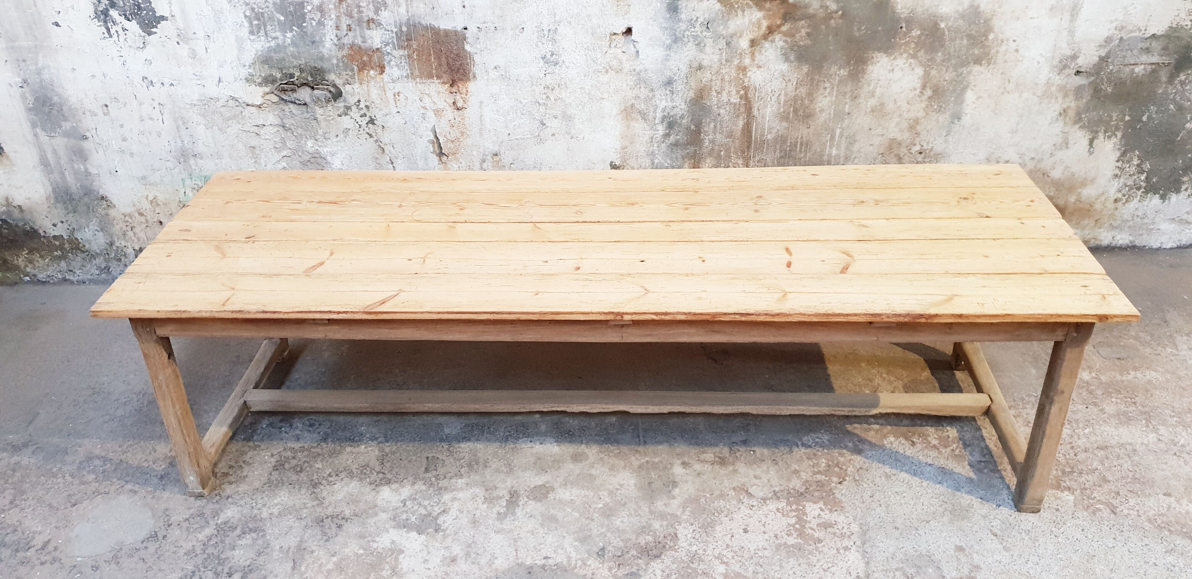 Table de ferme vintage