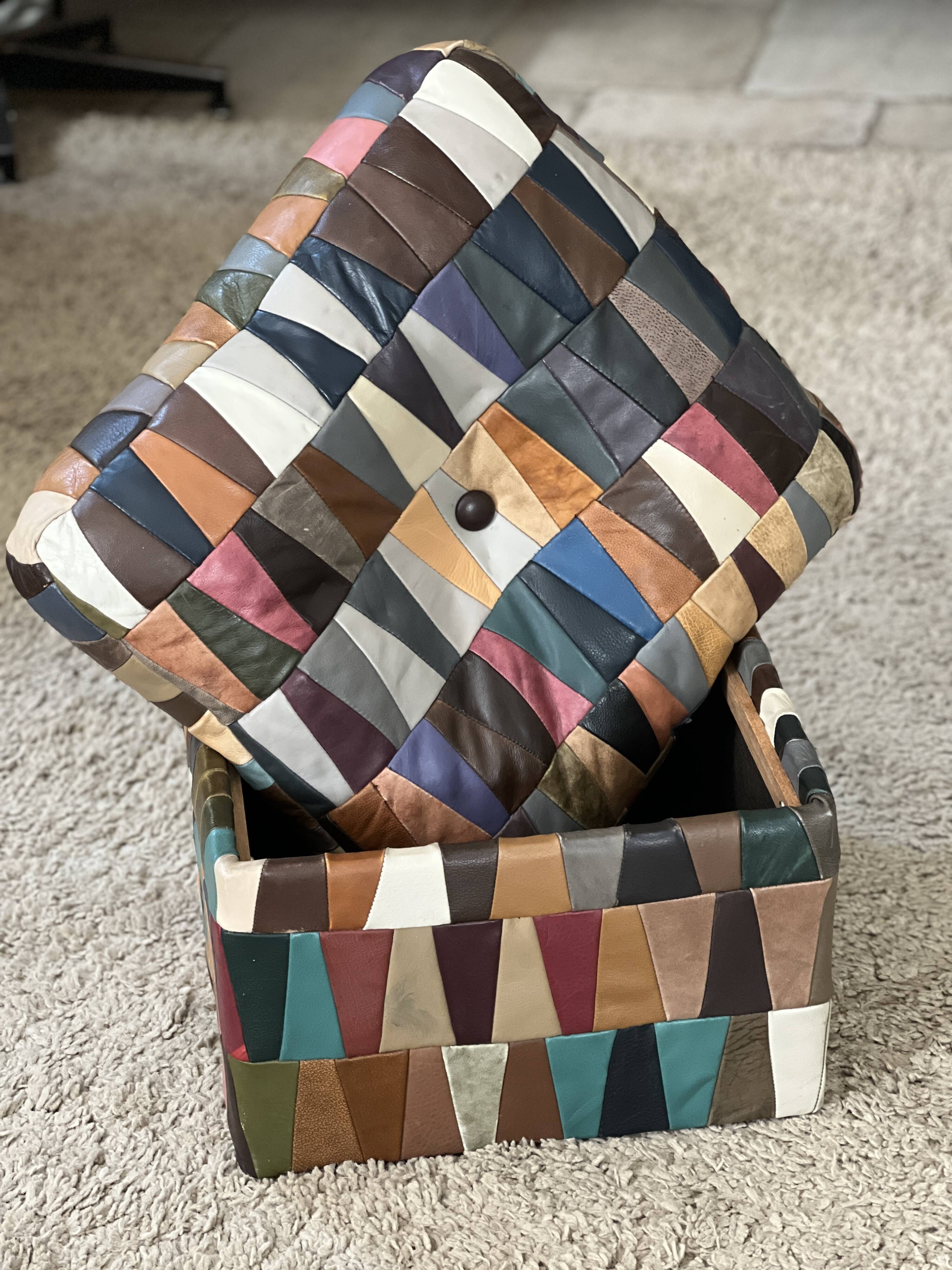 Pouf/chest or Ottoman “Harlequin” leather 1970