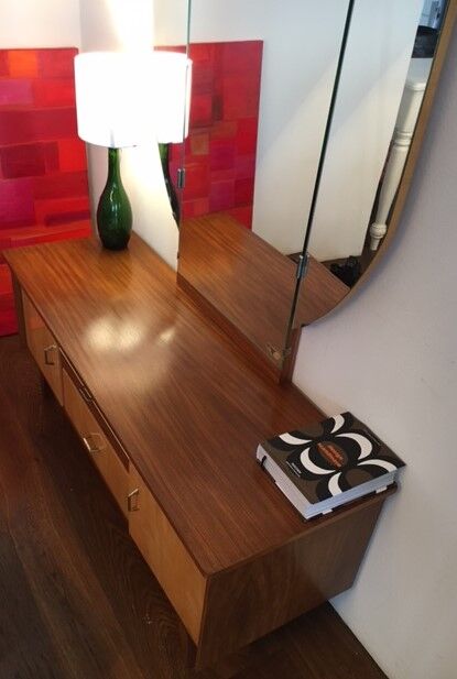 130cm x 84cm infilade hairdresser and tryptic mirror, 1960's