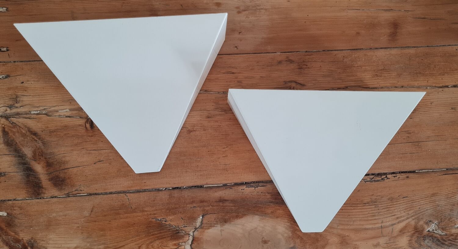 Pair of triangular lacquered metal sconces