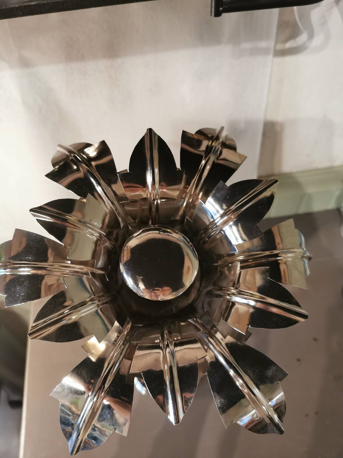 Nickel silver palm lamp