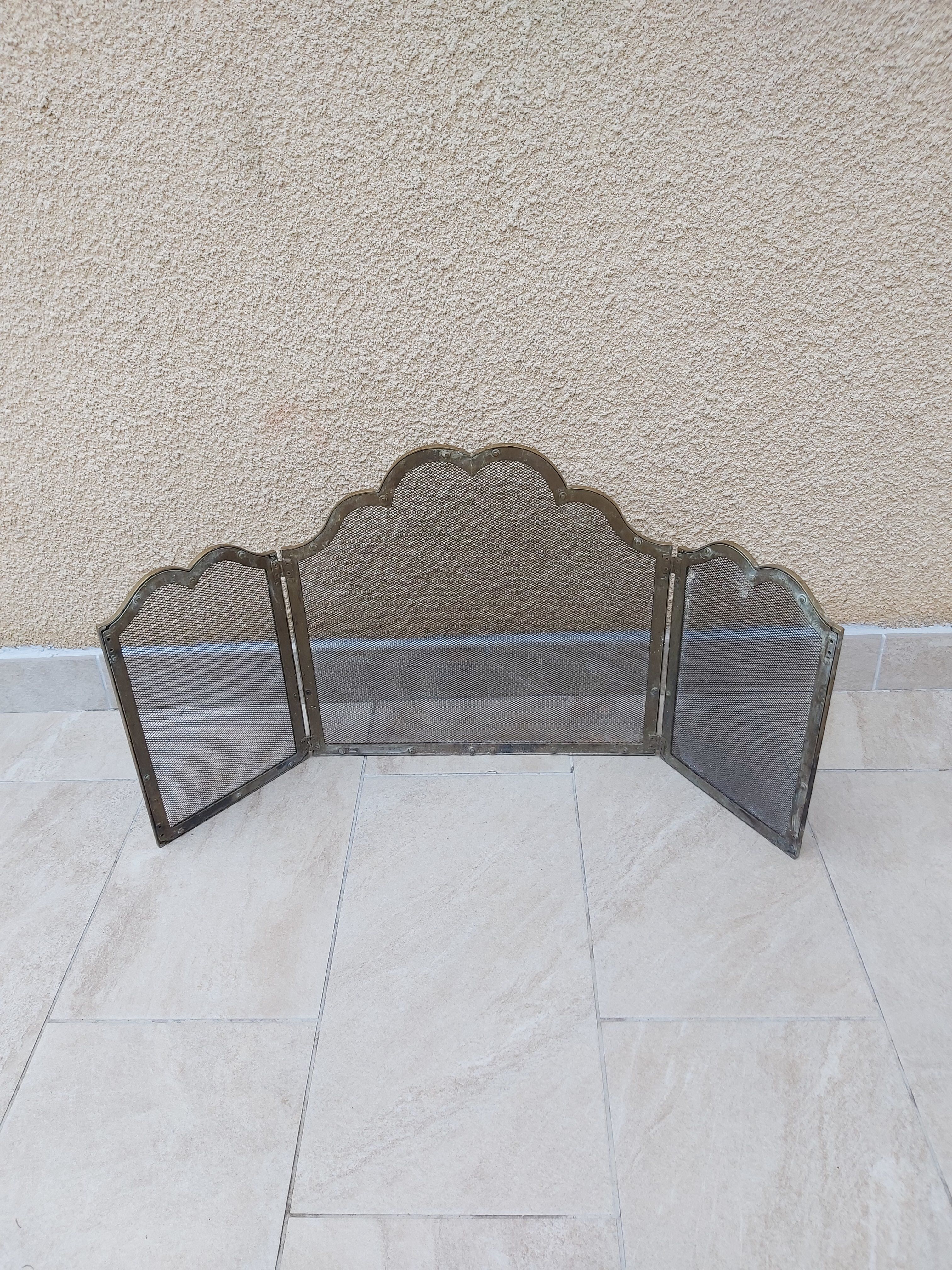 Brass fireplace screen