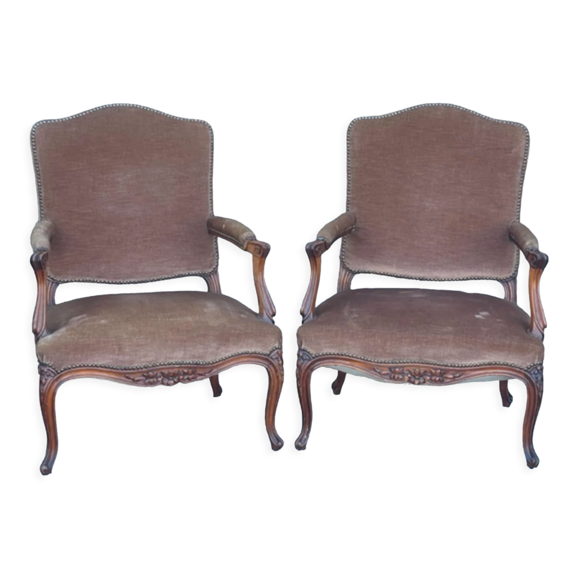 Pair of Queen's armchairs