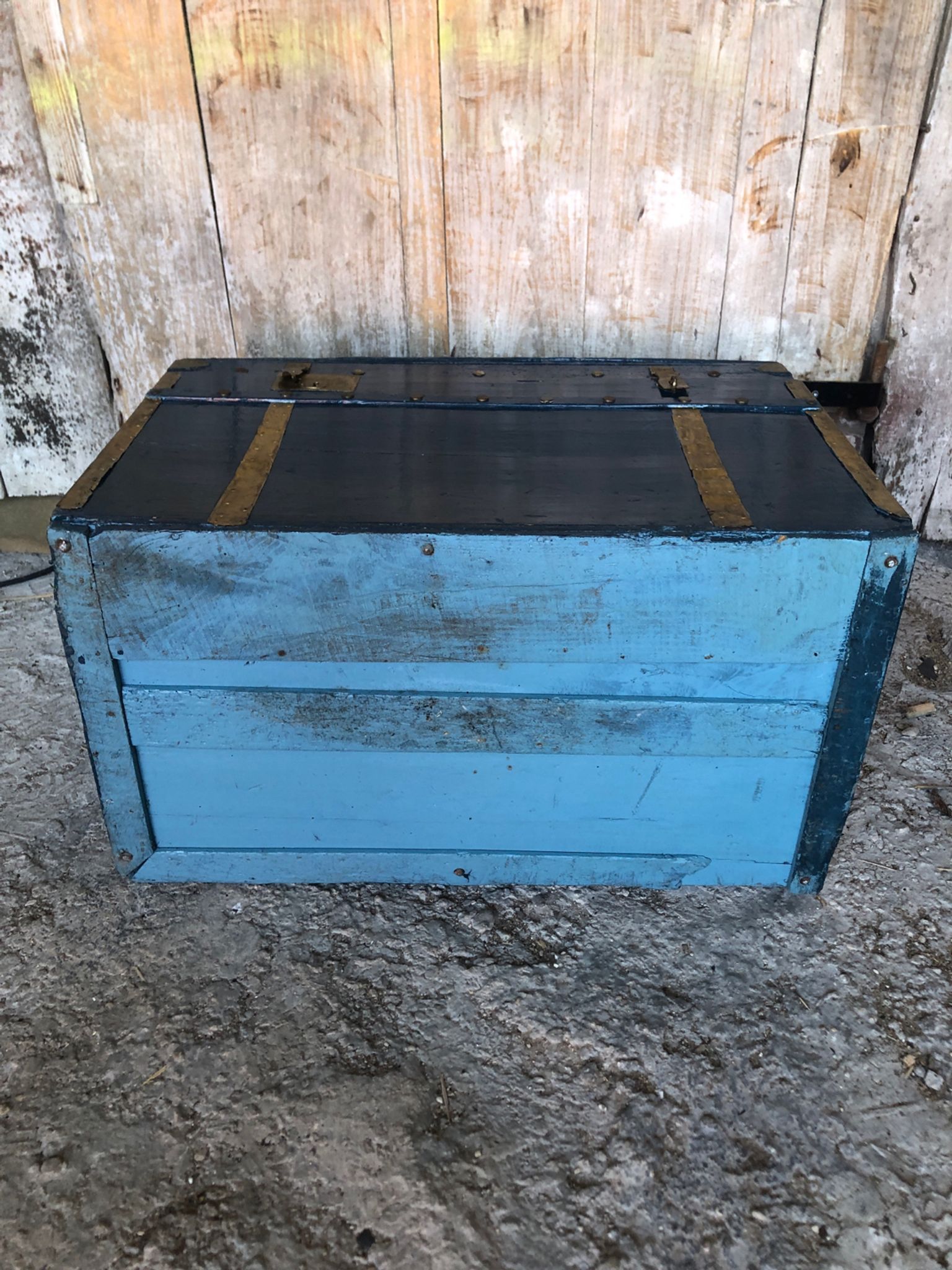 Old vintage blue & gold wood storage chest #a127