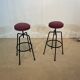 Paire de tabourets de bar pivotants en fer marron boucle du milieu du siècle italien vintage 1950