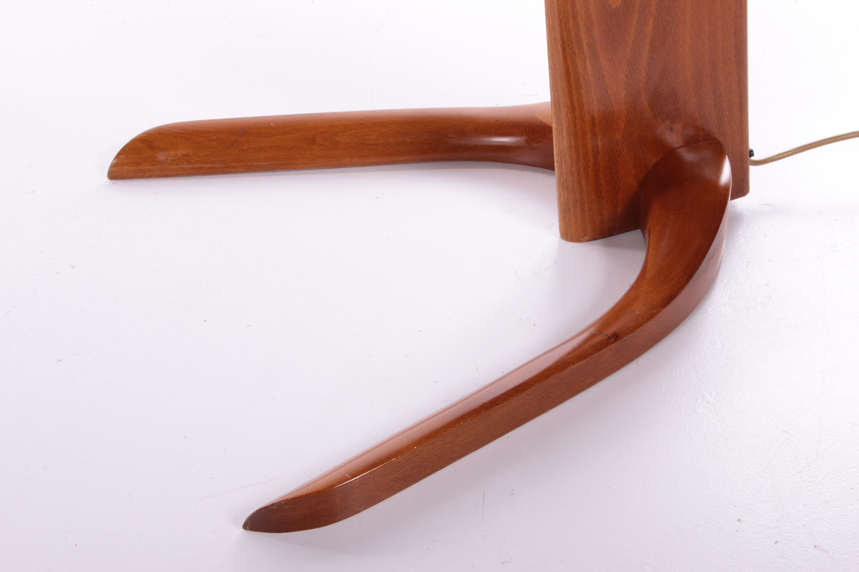 French wooden arched floor lamp from the 1940s