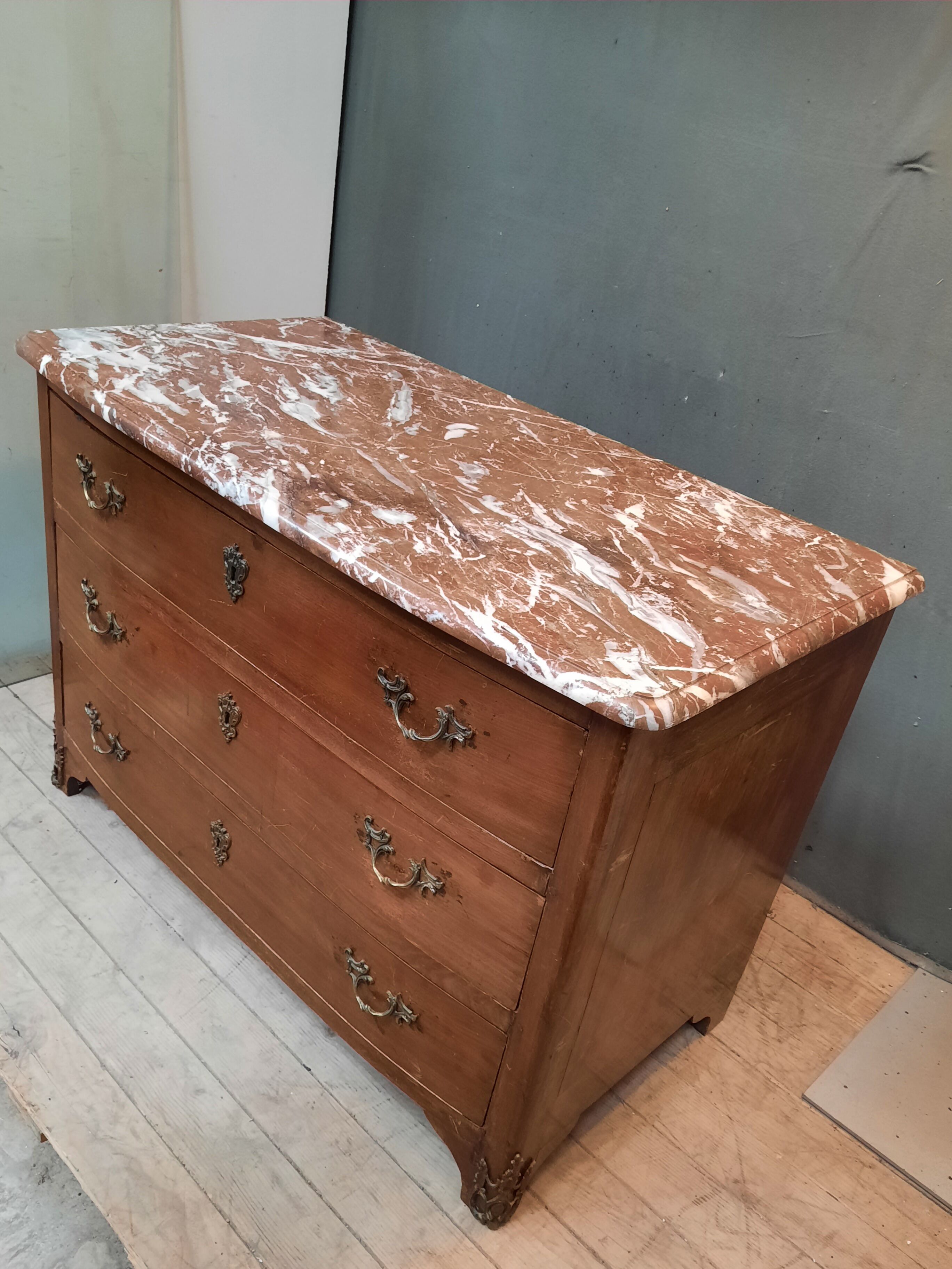 Commode du dix huitième siècle