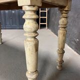 Patinated nineteenth clothier table