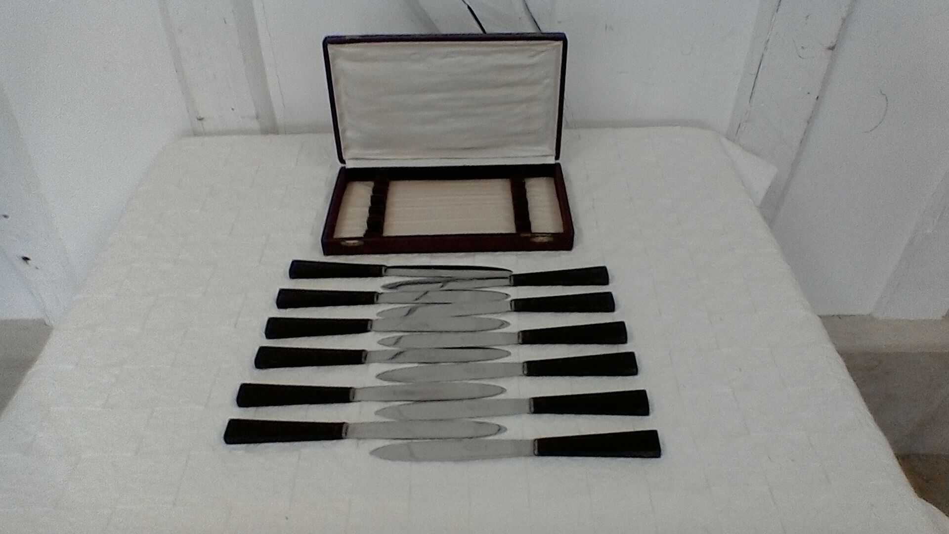 Table knives, vintage.