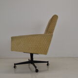 Fauteuil pivotant avec roulettes du milieu du siècle années 1970