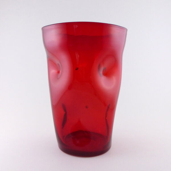 Vase en verre pincé rubis empoli Italie vers 1950