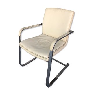 Fauteuil bureau en cuir blanc marqué Sitag