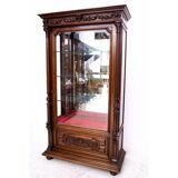 Vitrine, France, vers 1880.