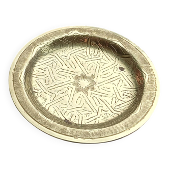 Petite assiette orientale en laiton ciselée