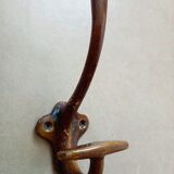 Enamelled cast iron hook