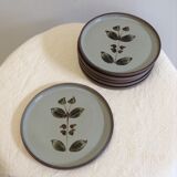 Stoneware plates