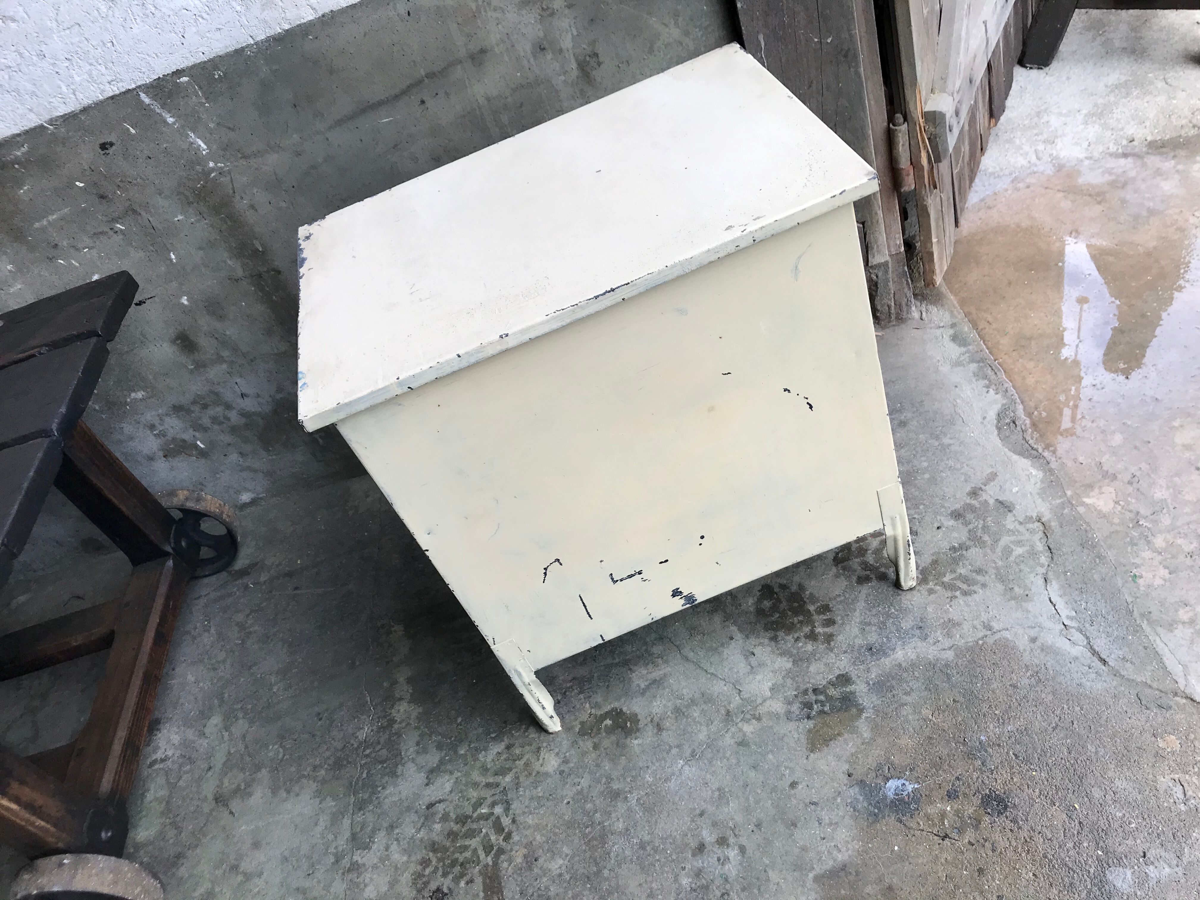 Mini metal cabinet