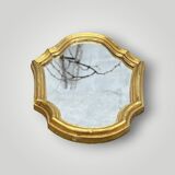 Small antique wall mirror in gilded resin – rocaille style