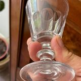 Set of 7 Caron model wine glasses in Baccarat flat-sided crystal